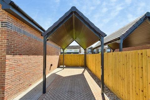 3 bedroom detached house for sale, Botley Road, Romsey, Hampshire