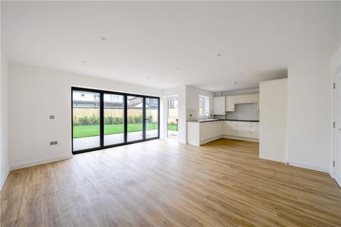 3 bedroom detached house for sale, Botley Road, Romsey, Hampshire