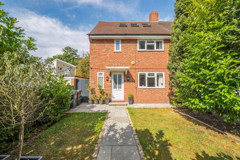 62 Barnfield Gardens, Kingston Upon Thames, KT2 5RJ