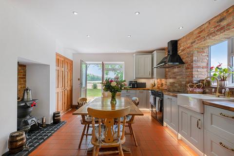 6 bedroom barn conversion for sale, Freethorpe