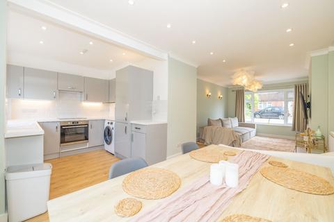 3 bedroom end of terrace house for sale, Ospringe Street, Faversham, Kent, ME13