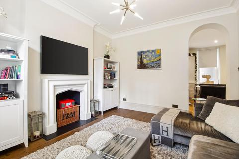 3 bedroom flat for sale, Ashburnham Road, London, SW10