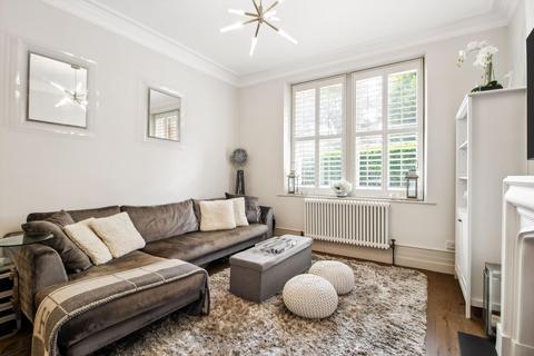 3 bedroom flat for sale, Ashburnham Road, London, SW10