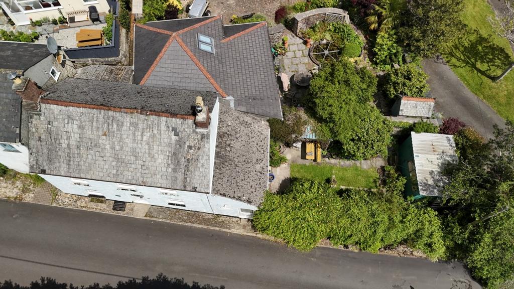 To Book A Viewing Call TPS Lostwithiel on 01208 87