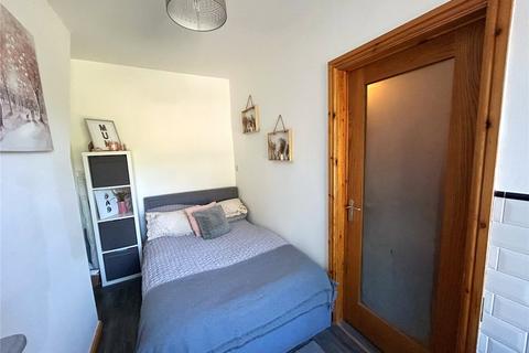 568 Oldham Road, Ashton-under-lyne, OL7 9PQ