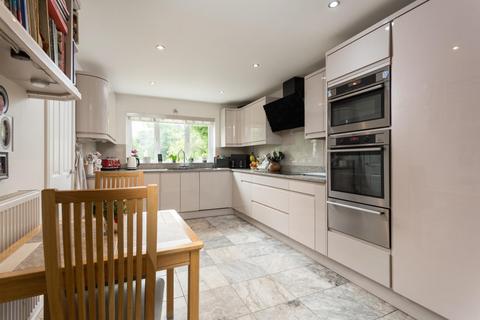 10 Pinfold Green, Staveley, Knaresborough, HG5 9LR