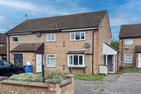 2 bedroom end of terrace house for sale, Amis Court, Lakenheath