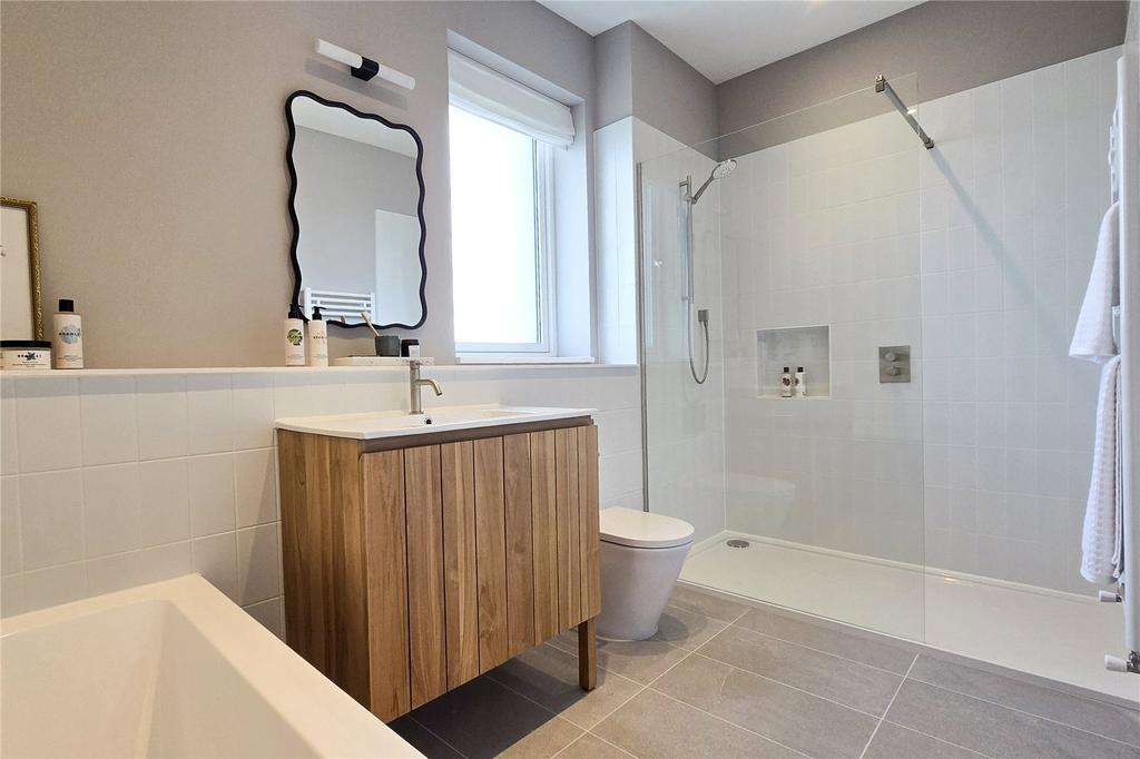 Ensuite