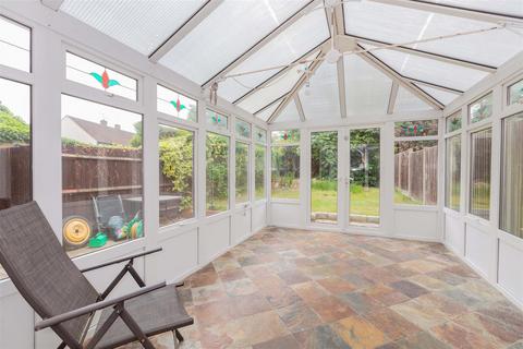 undefined, Derwent Drive, Burnham