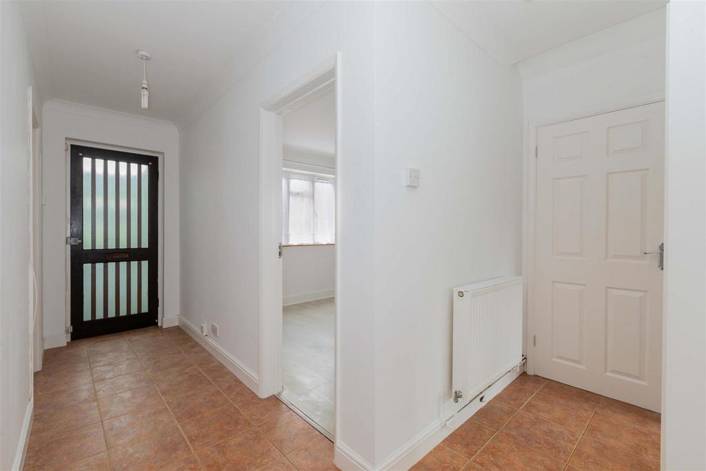 33 Derwent Drive-7.jpg