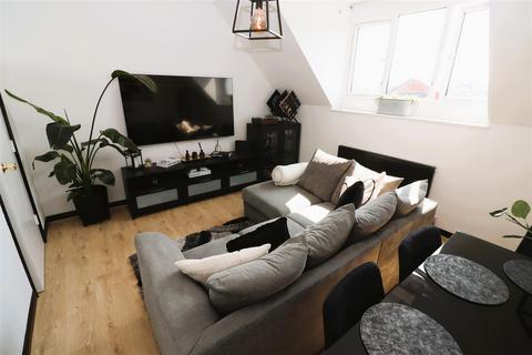 44 Rectory Road, Rushden, NN10 0AD