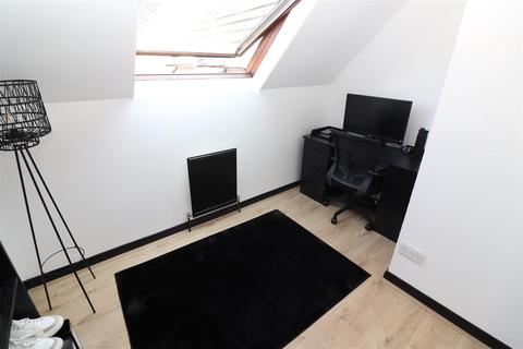 44 Rectory Road, Rushden, NN10 0AD