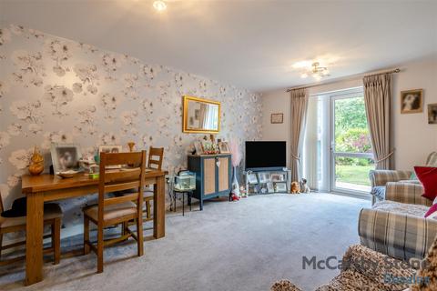2 bedroom apartment for sale, Brindley Gardens, Bilbrook, Wolverhampton, WV8 1FL