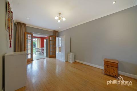 14 Alicia Gardens, Harrow, HA3 8JE