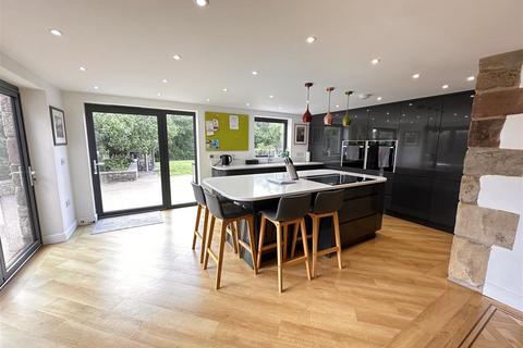 4 bedroom house for sale, Meerbrook, Leek
