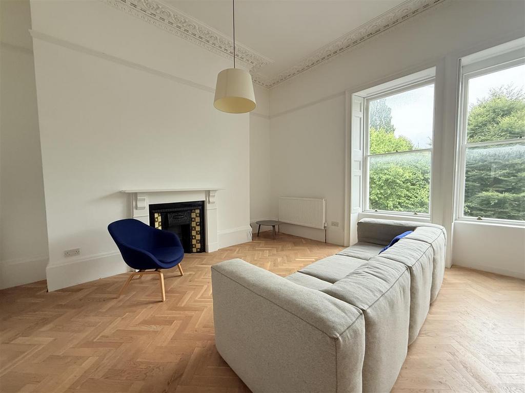 Living room.jpeg