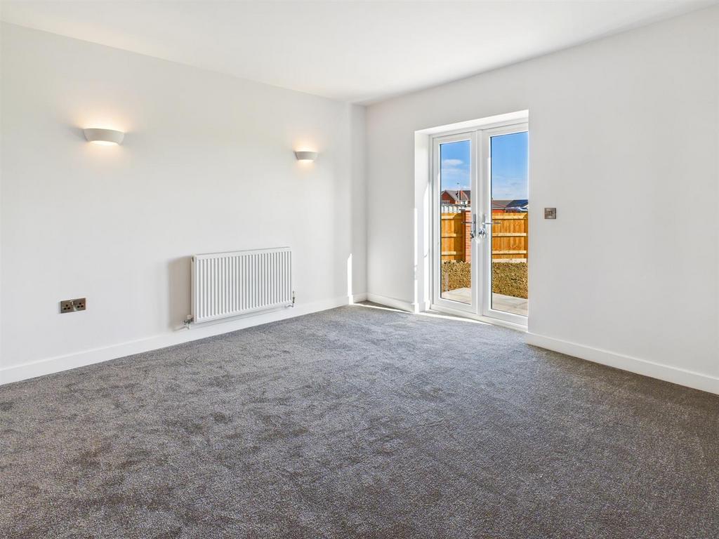 CAM01713 G0-PR0095-STILL009.jpg