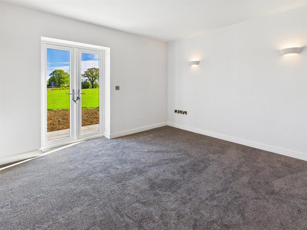 CAM01713 G0-PR0095-STILL008.jpg