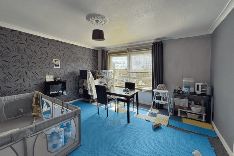 2 bedroom flat for sale, Marnoch Way, Moodiesburn G69