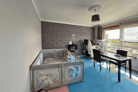 2 bedroom flat for sale, Marnoch Way, Moodiesburn G69