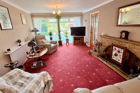 4 bedroom detached house for sale, Winston Close, Nether Heyford, Northampton, NN7 3JX
