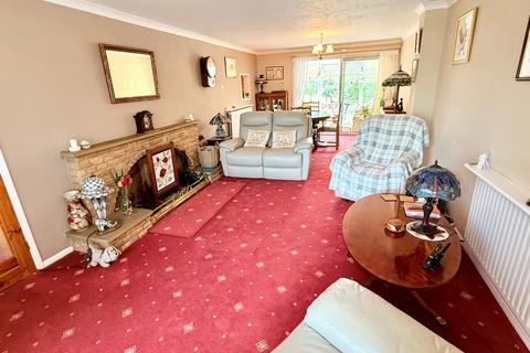 4 bedroom detached house for sale, Winston Close, Nether Heyford, Northampton, NN7 3JX