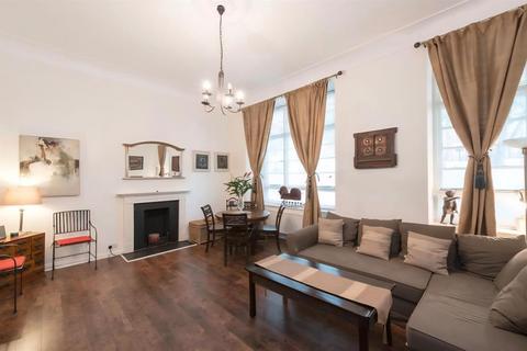 2 bedroom flat for sale, Sussex Gardens, Hyde Park, London W2