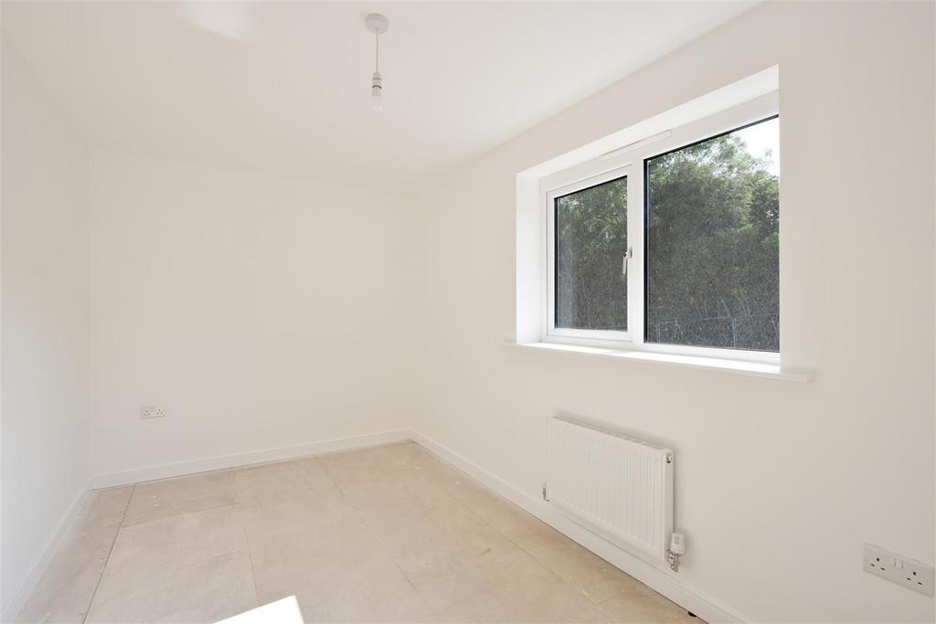 Bedroom 4.jpg