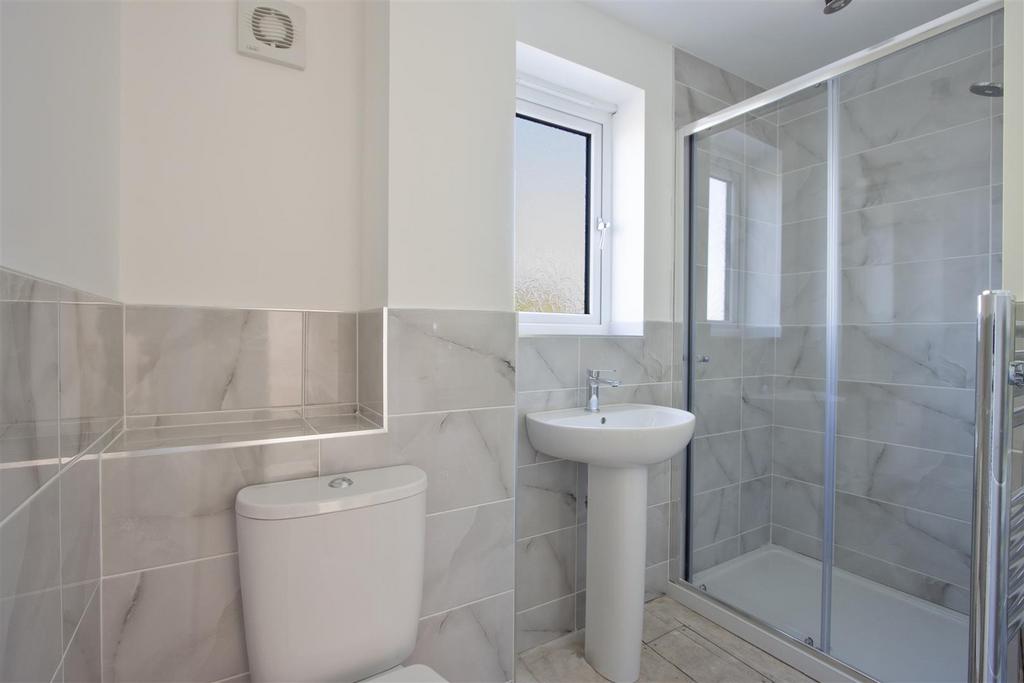 Ensuite.jpg