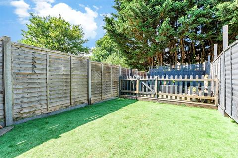 83 Chatsworth Road, Dartford, DA1 5AT