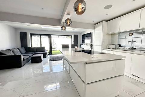 undefined, Cissbury Crescent, Saltdean, BN2 8RH
