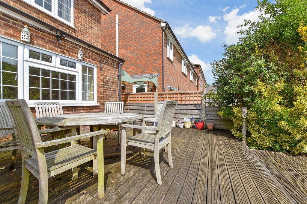 Patio / Decking
