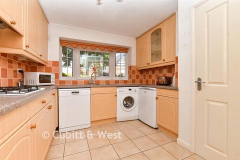 4 bedroom end of terrace house for sale, Overton Road, Sutton, Surrey