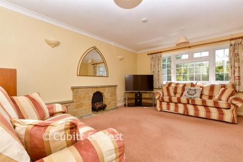 4 bedroom end of terrace house for sale, Overton Road, Sutton SM2