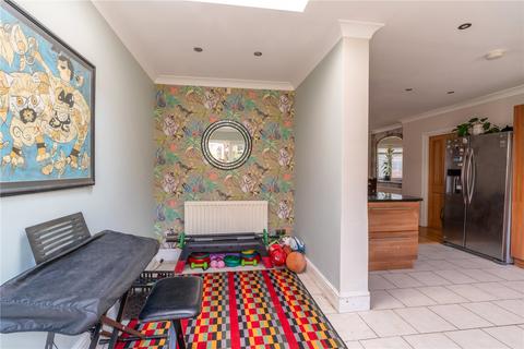 5 Danbury Way, Woodford Green, IG8 7EZ