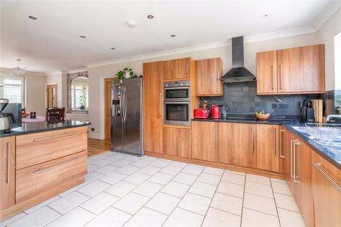 5 Danbury Way, Woodford Green, IG8 7EZ