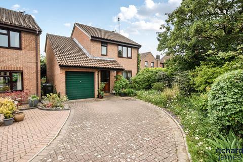 11 Arran Close, Wootton Bassett, Swindon, SN4 8LZ