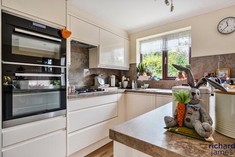 11 Arran Close, Wootton Bassett, Swindon, SN4 8LZ