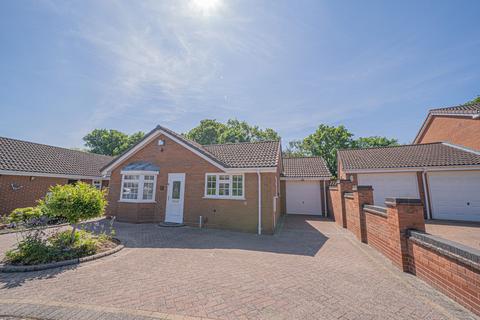 2 bedroom detached house for sale, Rowthorn Drive, Shirley, B90
