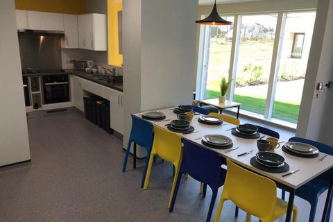 1 bedroom in a flat share to rent, Marler Road, Warwick CV4