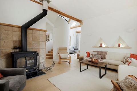 undefined, Clapton-on-the-Hill, Cheltenham, Gloucestershire, GL54