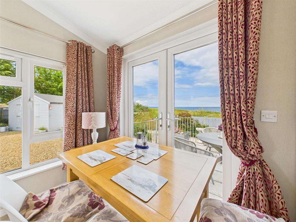 CAM04116 G0-PR0206-STILL008.jpg