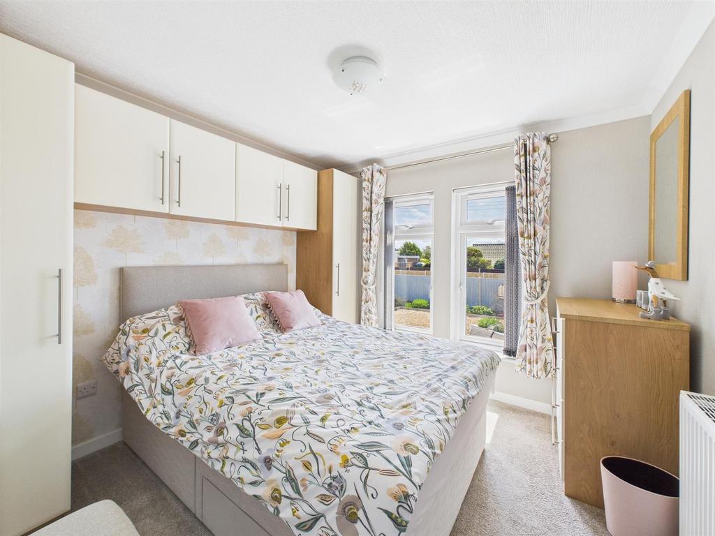 CAM04116 G0-PR0206-STILL014.jpg