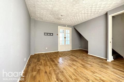3 bedroom semi-detached house to rent, Romney Road, Walderslade, ME5