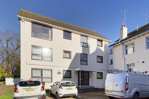 2 bedroom flat to rent, Rissom Court, Harrington Road
