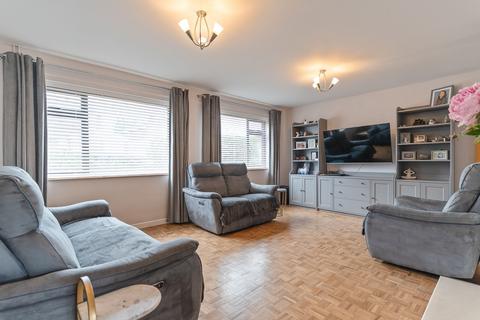 4 bedroom detached house for sale, Pettingale Road, Croesyceiliog, NP44