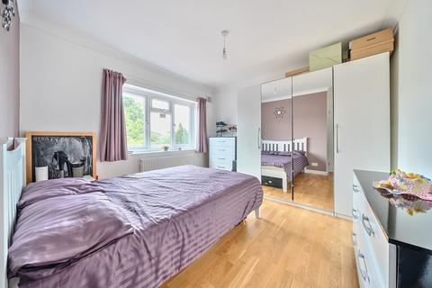 19 Cranmer Close, Ruislip, HA4 9QF