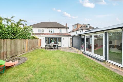 19 Cranmer Close, Ruislip, HA4 9QF
