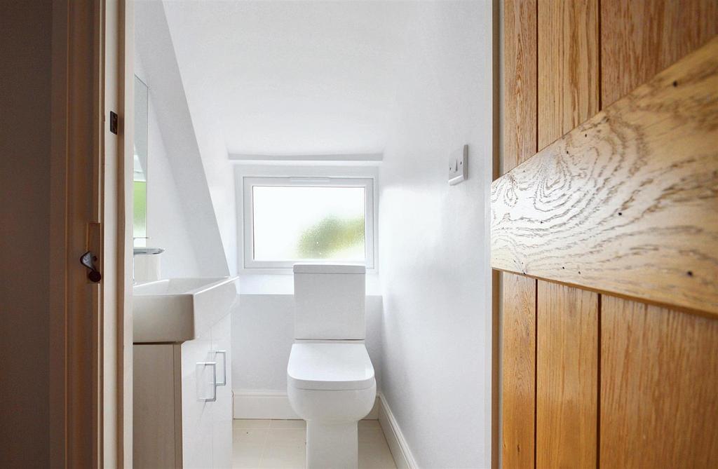Second Floor Cloakroom