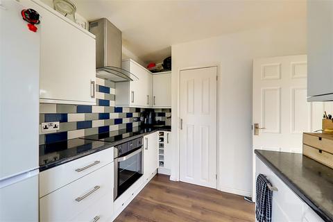 3 bedroom end of terrace house for sale, Bramble Crescent, Worthing BN13